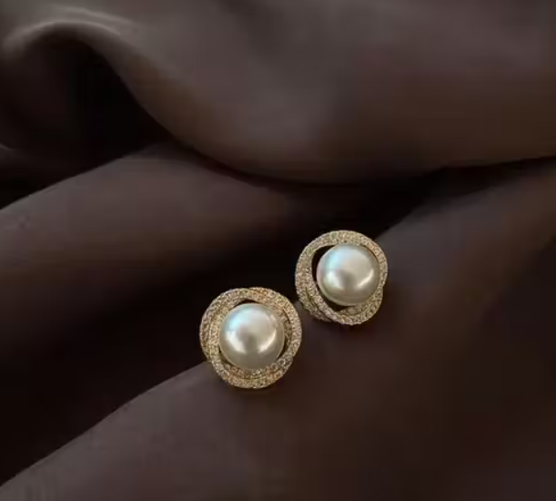 Buy Earrings Online in India | Stylish Earrings for Women & Girls | Korean, Daily Wear, Party Wear, Budget & Premium Jewellery | Oora by Zivya