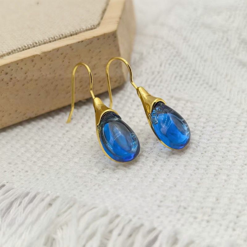 Trendy Earrings for Women & Girls | Korean, Statement, Stud, Hoop & Party Wear Earrings Online