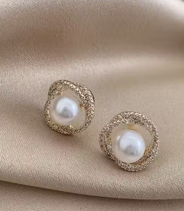Buy Earrings Online in India | Stylish Earrings for Women & Girls | Korean, Daily Wear, Party Wear, Budget & Premium Jewellery | Oora by Zivya