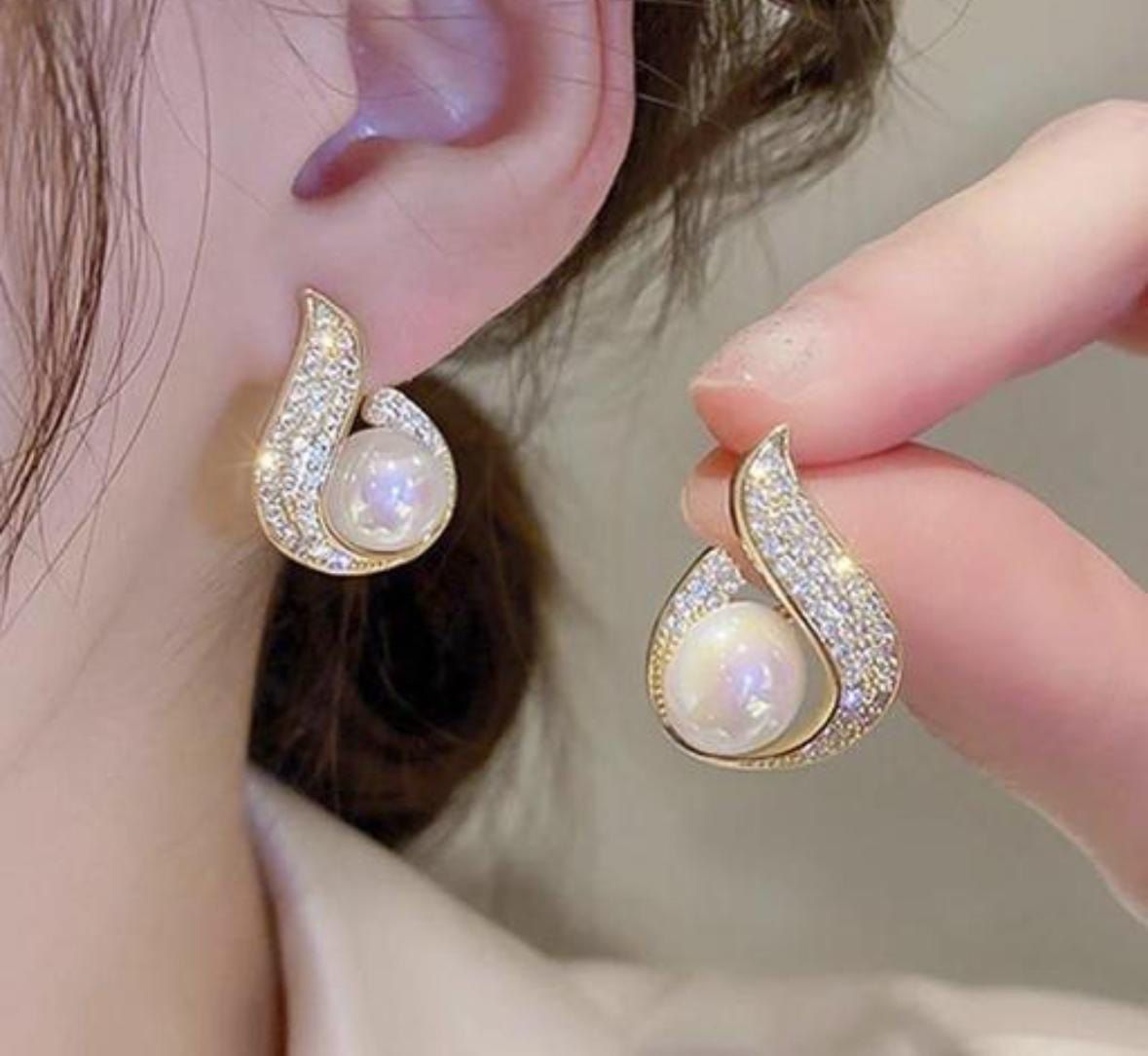 Korean Style Minimalist Stud Earrings for Women & Girls | Trendy Anti-Tarnish Everyday Earrings