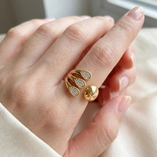 Fashionable drop hug ring for women and girls