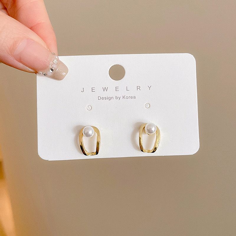 Trendy Earrings for Women & Girls | Korean, Statement, Stud,  Hoop & Party Wear Earrings Online