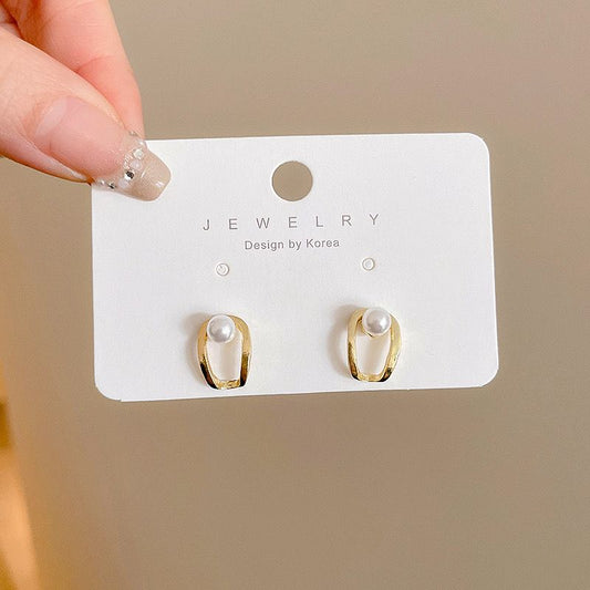 Trendy Earrings for Women & Girls | Korean, Statement, Stud,  Hoop & Party Wear Earrings Online