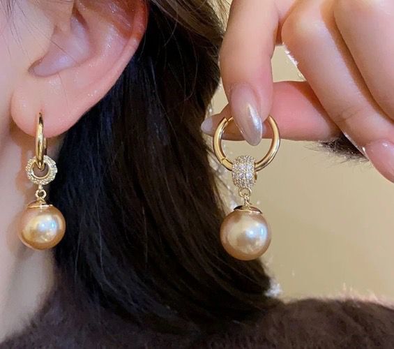 Trendy Earrings for Women & Girls | Korean, Statement, Stud,  Hoop & Party Wear Earrings Online