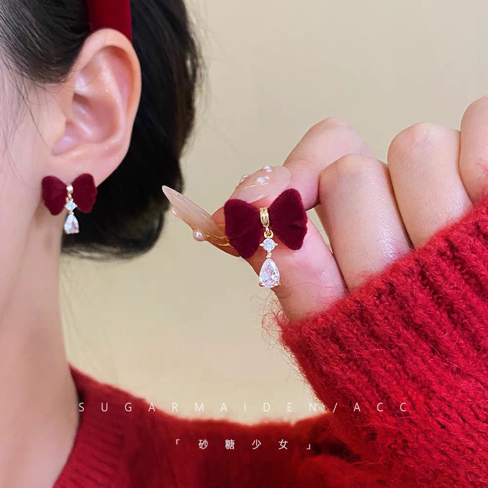 Trendy Earrings for Women & Girls | Korean, Statement, Stud,  Hoop & Party Wear Earrings Online