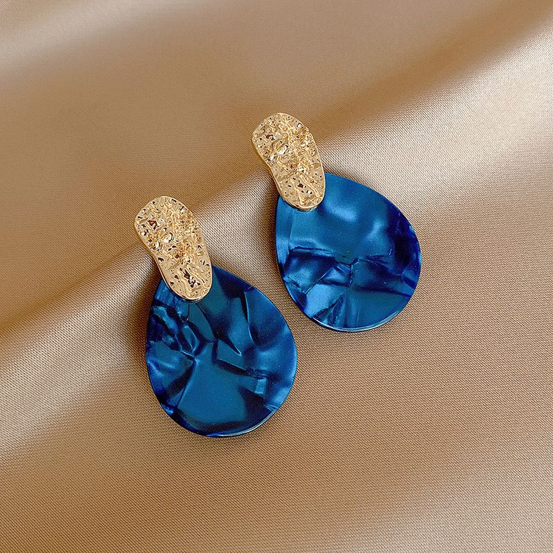 Trendy Earrings for Women & Girls | Korean, Statement, Stud,  Hoop & Party Wear Earrings Online