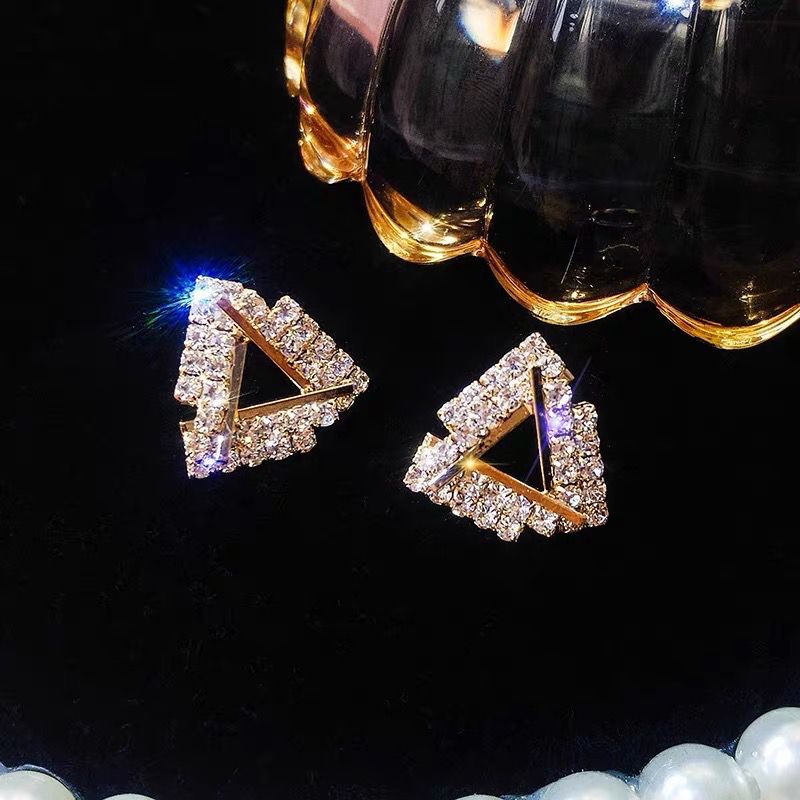 Trendy stud Earrings for Women & Girls | Korean, Statement, Stud,  Hoop & Party Wear Earrings Online